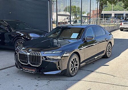 BMW 750i PHEV xDrive Limousine M-Paket Aut. (Hybrid)