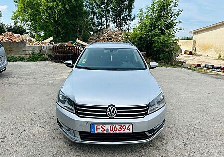VW Passat Variant Volkswagen Comfortline BJ-2013 EURO 5 KLIMA