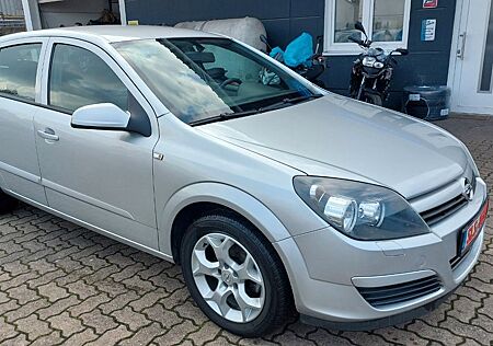 Opel Astra 1.7 CDTI 74kW Klimaautomatik Tempomat ALU