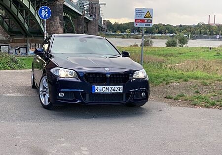 BMW 528i