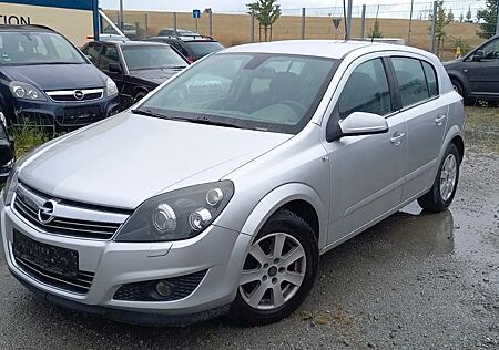 Opel Astra H 1.6 Tüv 6/2026 Xenon Teilleder....