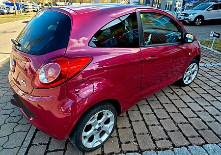 Ford Ka /+TITANIUM