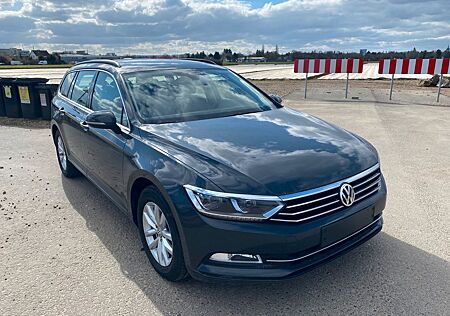 VW Passat Variant Volkswagen 2.0 TDI Comfortline Navi Kamera