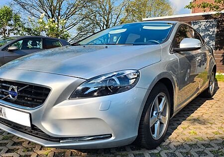 Volvo V40 D3 Handbedienung Ladeboy S2 Rollstuhl