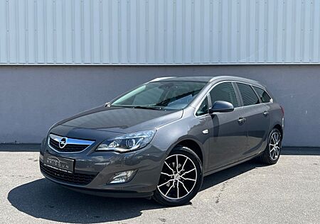 Opel Astra J Sports Tourer *XEXON*AFL*NAVI*TÜV27*
