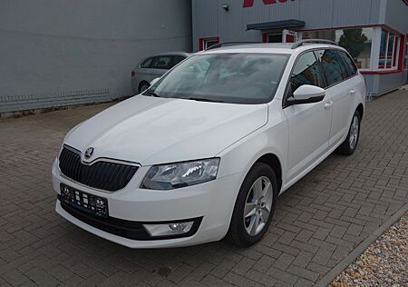 Skoda Octavia Combi 2.0 TDI Elegance 4x4 NAVI/AHK/TEMP