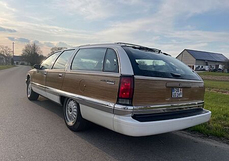 Buick Roadmaster Estate Wagon 5,7