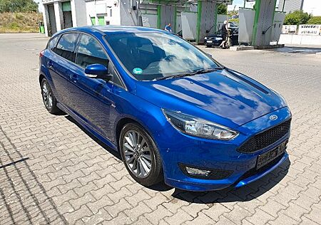 Ford Focus Lim. ST-Line, NAVI, ,ZAHNRIEMEN+INSP NEU!!