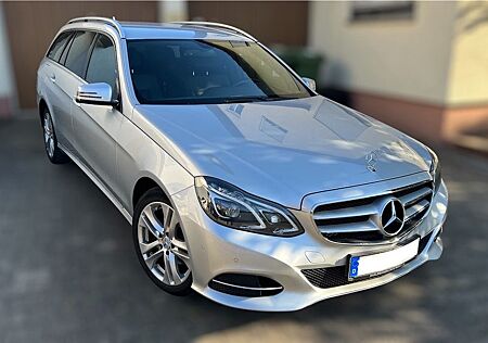 Mercedes-Benz E 220 *TOP Zustand* CDI Avantg. 7G AHK ILS