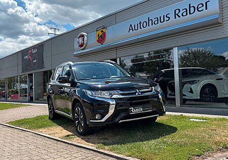 Mitsubishi Outlander PHEV Plus 4WD Plug-in Hybrid