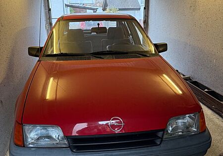 Opel Kadett E 1.3 CC erste Hand 80.700km