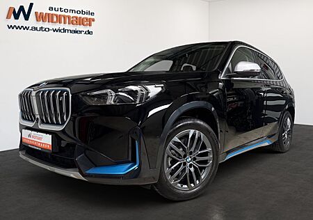 BMW iX1 30 xDrive xLine -- AHK/ Innovation/ HiFi