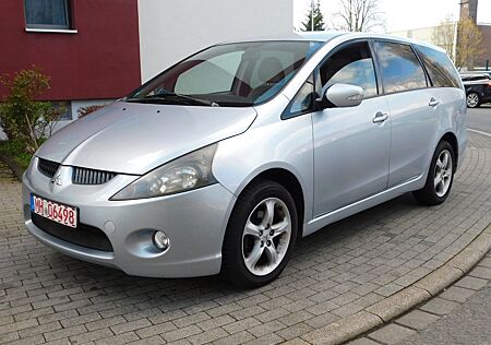 Mitsubishi Grandis 2.4 Intense/6Sitze/TUV.04.2028