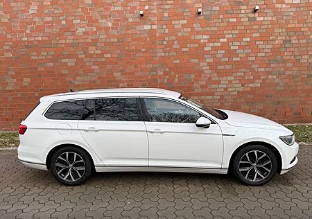 VW Passat Variant Volkswagen Highline BMT/Start-Stopp 4Motion