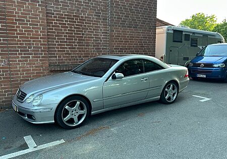 Mercedes-Benz CL 500 Fast-Voll