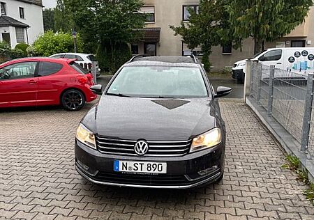 VW Passat Variant Volkswagen 2.0 TDI DSG 125kW Comfortl BM...