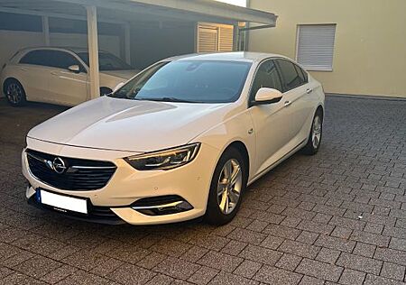 Opel Insignia B Innovation 1.6 Turbo 199PS | Automati