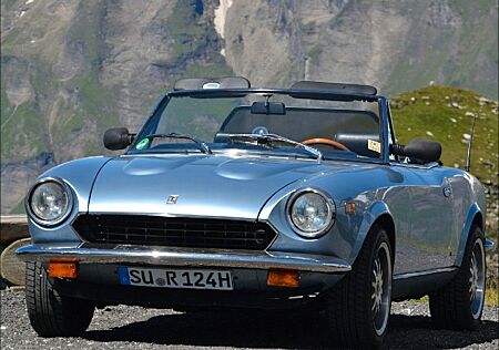 Fiat 124 Spider Pininfarina DS H-Kennzeichen