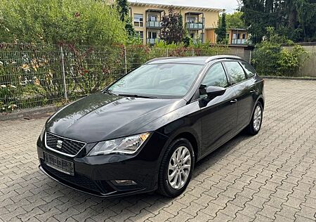 Seat Leon ST Style 1.Hand - Autom - S-Heft