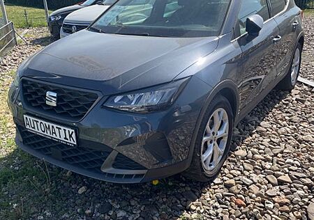 Seat Arona FR DSG Allwetter ACC Navi Apple LED