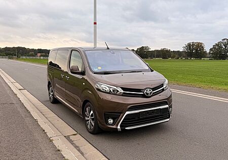 Toyota Pro Ace Proace Verso 1,5-l-D-4D L2, Pano, AHK