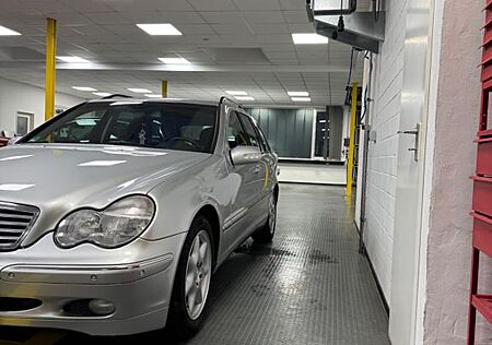 Mercedes-Benz C 200 KOMPRESSOR T ELEGANCE Elegance