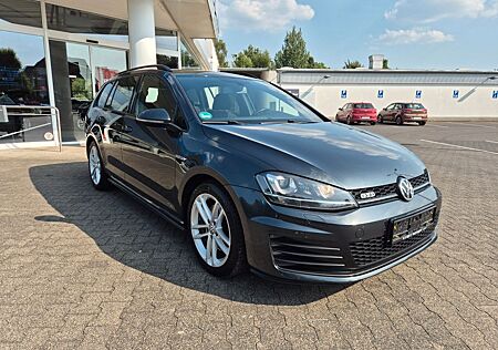 VW Golf Volkswagen VIIGTD-6G!AHK+XENON+NAV+KLIMAUT+ZAHNRIM-NEU