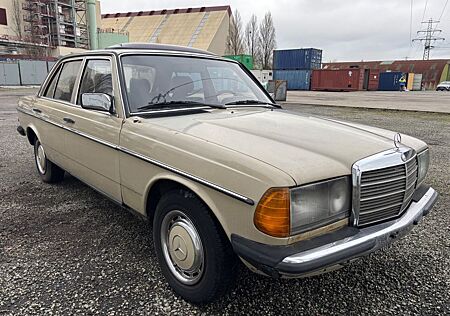 Mercedes-Benz 200 123 D D H Zulassung