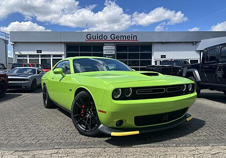 Dodge Challenger R/T 5.7 V8 HEMI Performance Plus NAVI