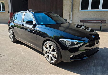 BMW 114i 8fach bereift TÜV 10/26