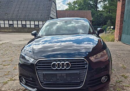 Audi A1 1.2 TFSI Attraction Attraction