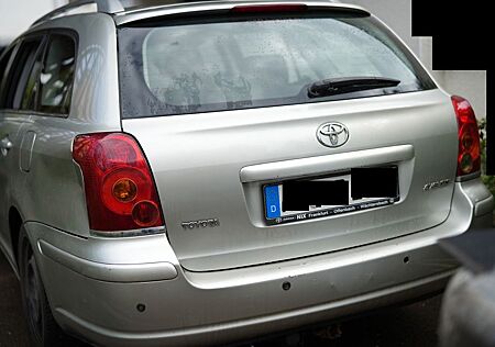 Toyota Avensis Combi Executive 2.4-l-VVT-i Automati...