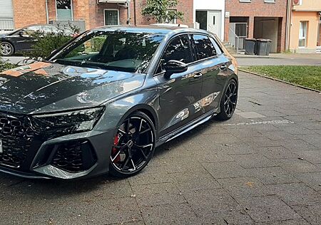 Audi RS3 8Y