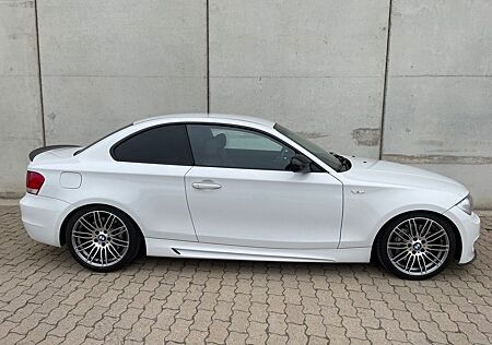 BMW 135i Coupé M-Performance Sportpaket Service NEU!