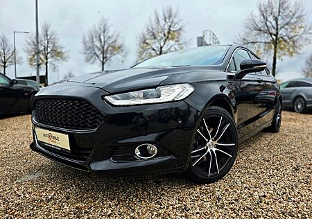 Ford Mondeo Lim. Titanium / Pano / LED / Kamera / SHZ