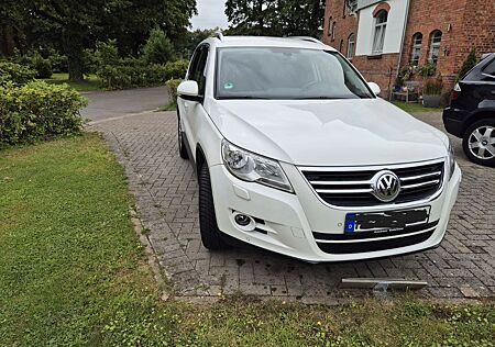 VW Tiguan Volkswagen 2.0 TDI BlueMotion Technology Team Te...