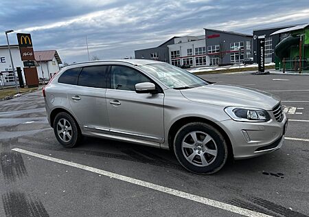 Volvo XC 60 XC60 D5 AWD Summum Geartronic Summum