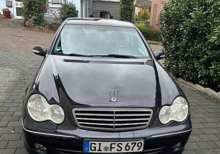 Mercedes-Benz C 180 KOMPRESSOR AVANTGARDE Avantgarde