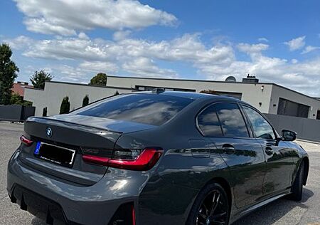 BMW 320e M Sport Automatik M Sport