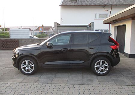 Volvo XC 40 XC40 D3 NAVI LEDER KAMERA TOTW SPURH AHK LED