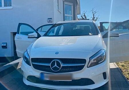 Mercedes-Benz A 180 d BlueEFFICIENCY Edition Edition