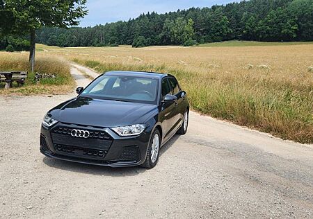 Audi A1 30 TFSI S tronic Sportback -