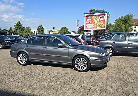 Jaguar X-Type D Executive LEDER NAVI ALU KLIMAAUTOMATIK