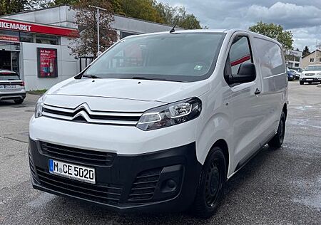 Citroën Jumpy 2019 vollständiger Service und TüV