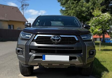Toyota Hilux 2.8 D4-D Extra Cab Invincible 4x4