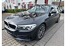 BMW 520 dA Touring Sport Line LED Navi Kamera PDC