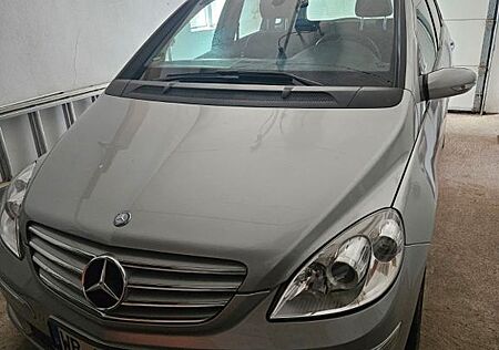 Mercedes-Benz B 200 B -Klasse