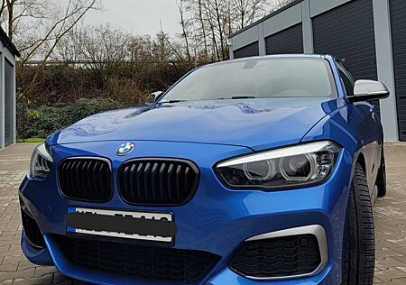 BMW 140 M140i Special Edition -Akrapovic-