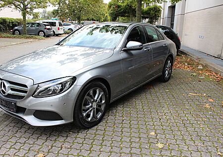 Mercedes-Benz C 220 C -Klasse Lim. BlueTec / d Avantgard
