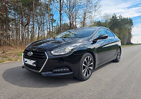 Hyundai i40 Automatic*Panorama*BiXenon*Full Option